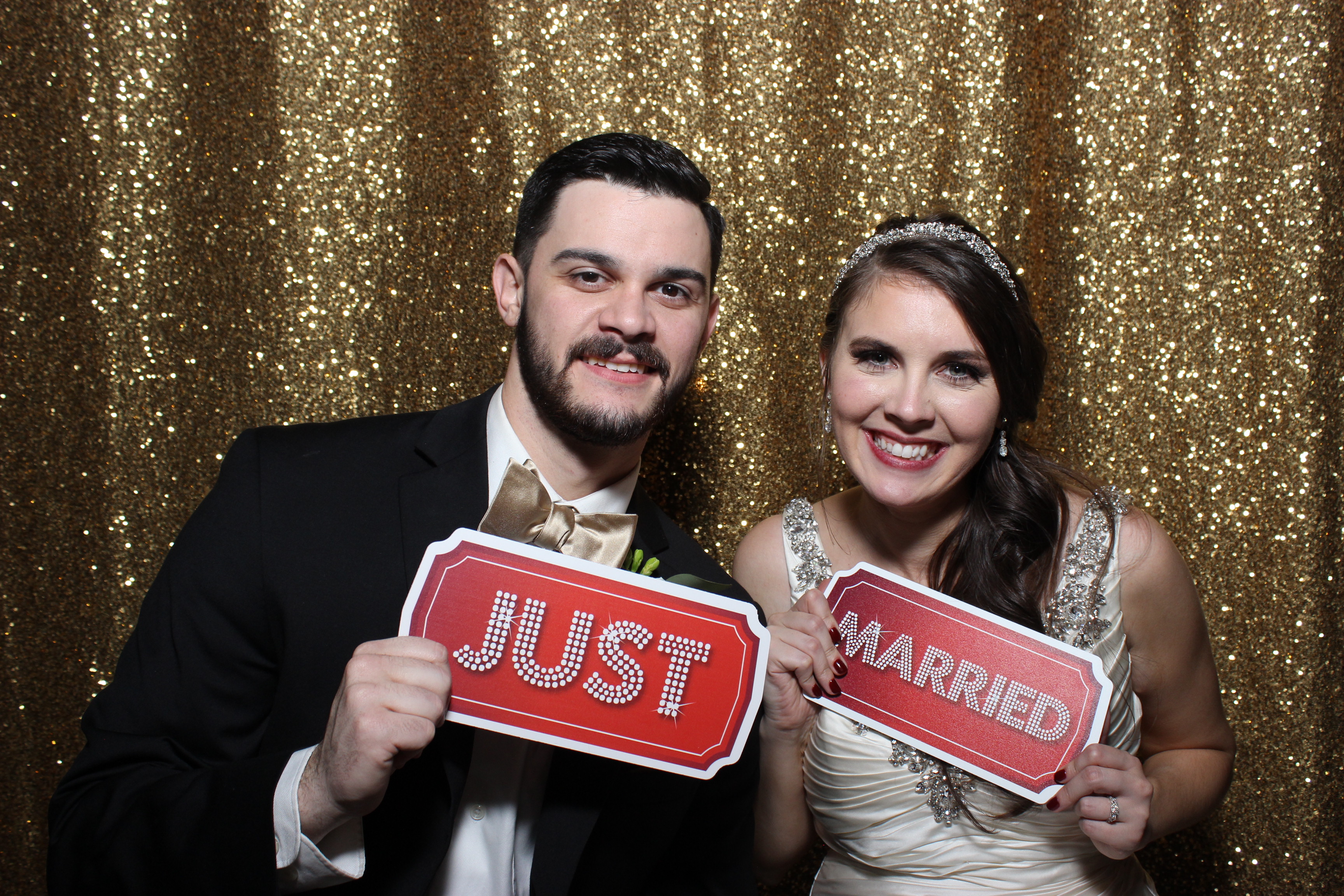 Amazing New Year’s Eve Wedding and Photo Booth Fun